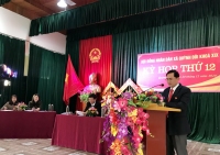 Ông Hồ Bảo Thông - Chủ tịch UBND giải trình và làm rõ các vấn đề được cử tri quan tâm